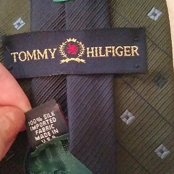 Tommy Hilfiger 100% Silk Tie. Brand NWOT. - Picture 3 of 3